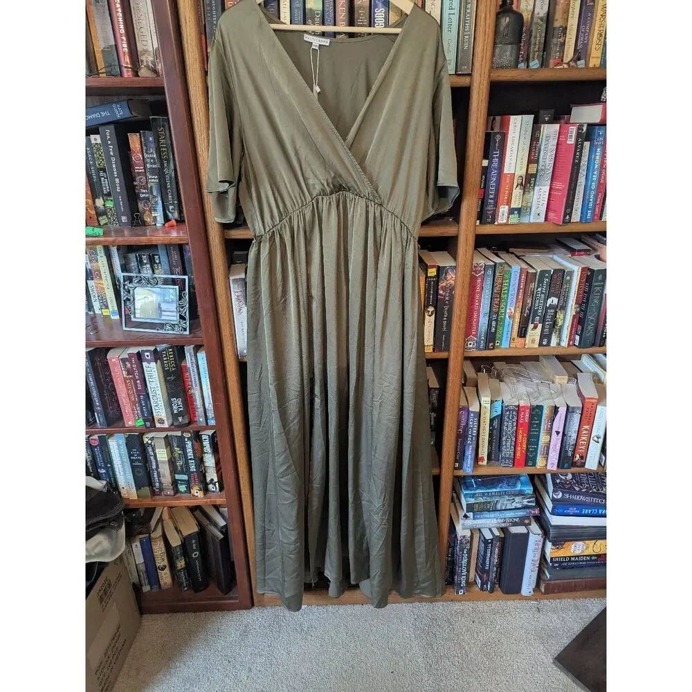 NWT Baltic Born Flowing Green Maxi Dress Elegant Wedding Guest Style Size 3XL